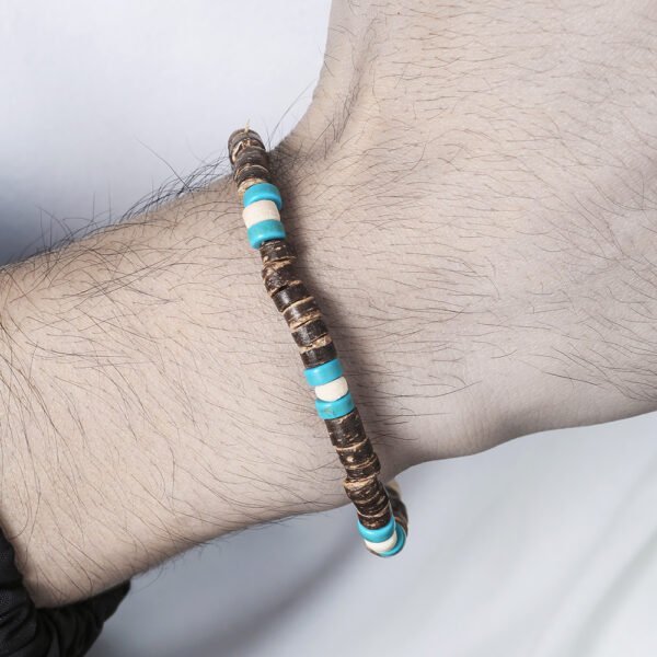 Minimally designed turquoise wood bead bracelet for men, fashionable and versatile, with a high-end feel. Beaded coconut shell bracelet for men - Image 8